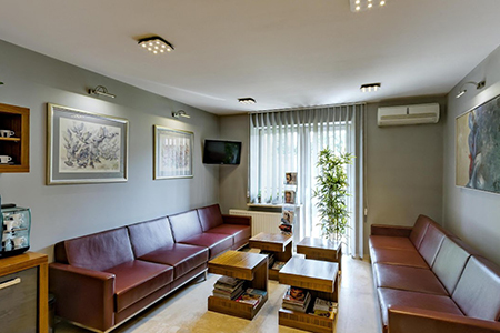 https://www.bookingmedicine.com/rs/klinike/138-art-and-med-art-and-med