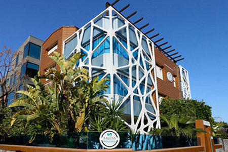 https://www.bookingmedicine.com/en/clinics/22-saluss-medical-group-saluss-medical-group