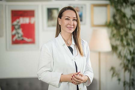Dr Nataša Popović